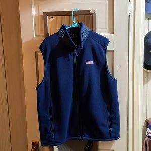 Men’s navy fleece vineyard vines vest